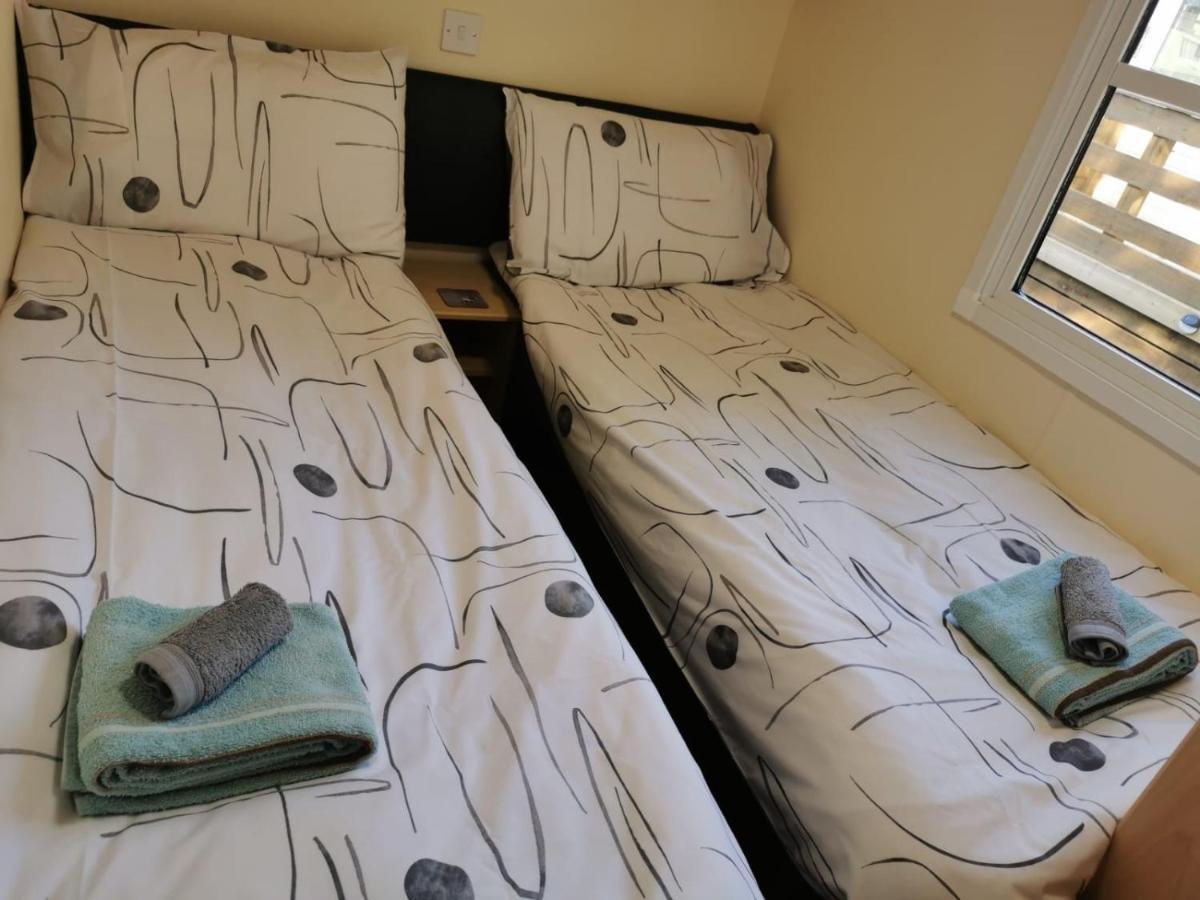 Lovely Static Holiday Caravan Near Whithorn Extérieur photo